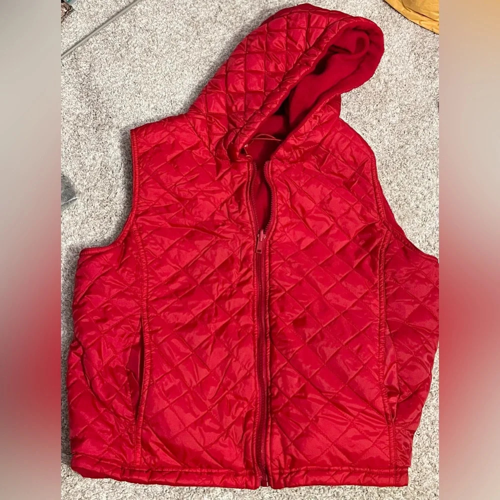 Red Quilted Fleece Lined Vest - Picture 2 of 5